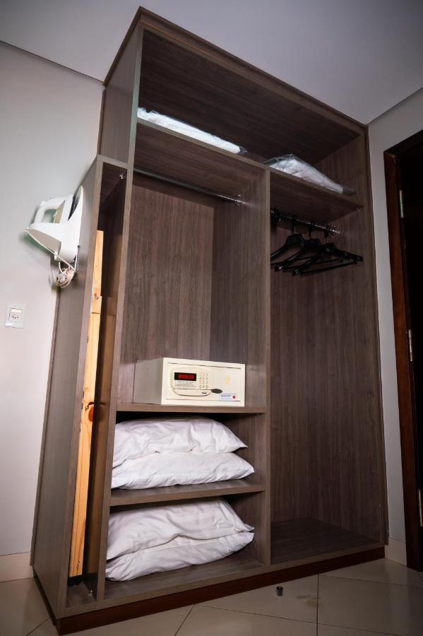 Hotel Inter Cuiaba Экстерьер фото
